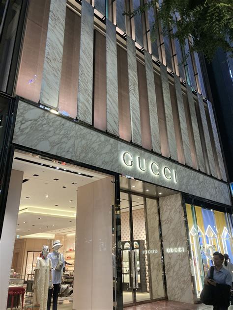 gucci ドアマン|Gucci bag.